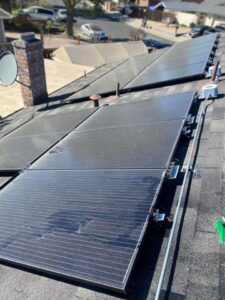 No dejes que la suciedad frene tu ahorro energético. Somos expertos en la limpieza de placas solares en Bétera y estamos listos para devolverle la máxima eficiencia a tu tejado. 📞 Pide tu presupuesto sin compromiso llamando al 623 73 54 57.